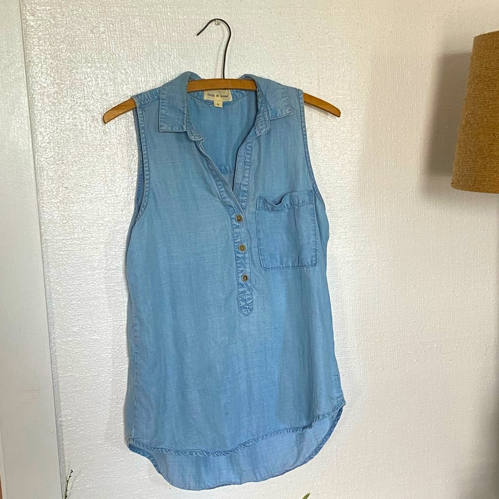 Denim short sleeve collared top